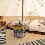 Dragonfly Gardens Urban Glamping *
