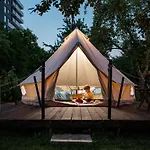 Dragonfly Gardens Urban Glamping אוהל מפואר *