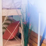Dragonfly Gardens Urban Glamping אוהל מפואר בראשוב