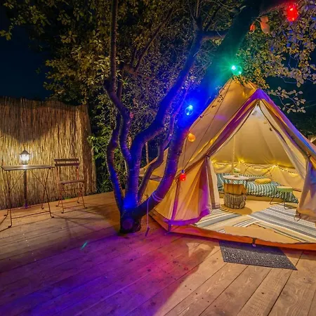 Dragonfly Gardens Urban Glamping Brasov