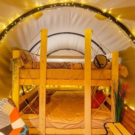 Dragonfly Gardens Urban Glamping