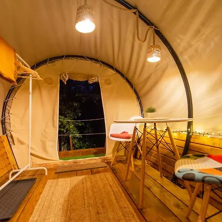 Dragonfly Gardens Urban Glamping
