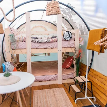 Dragonfly Gardens Urban Glamping Campo de lujo