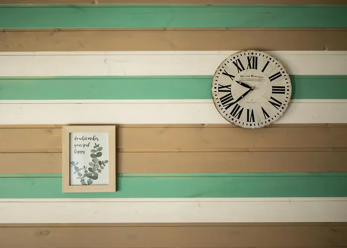 Dragonfly Gardens Urban Glamping Luxury tent