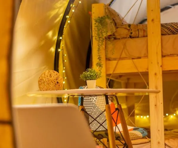 Dragonfly Gardens Urban Glamping Brașov