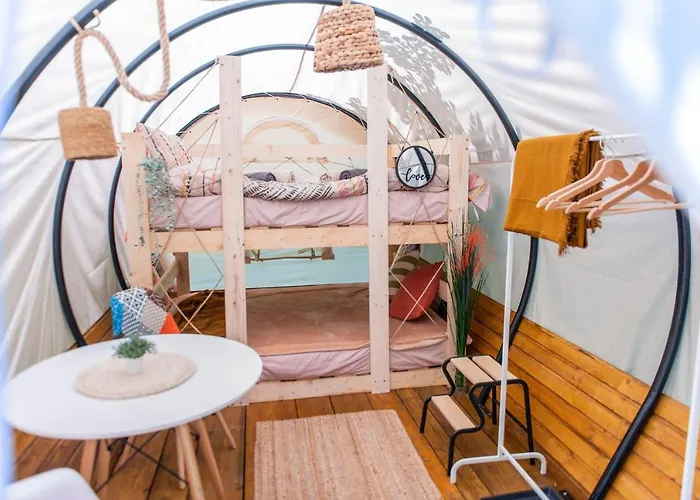 Dragonfly Gardens Urban Glamping Luksusowy namiot