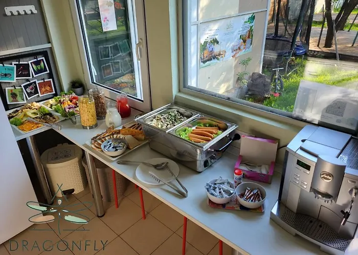 Luksusowy namiot Dragonfly Gardens Urban Glamping *